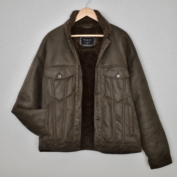 Abercrombie & Fitch Other - Abercrombie & Fitch Men's Relaxed Vegan Suede Lined Jacket XL